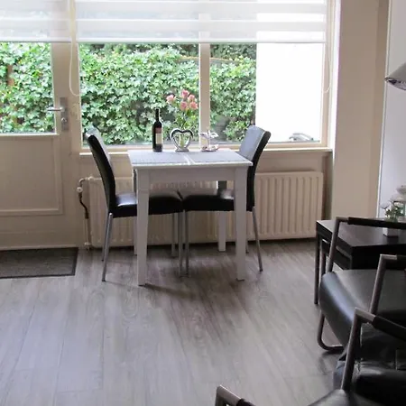 Διαμέρισμα Huize Eikenhof