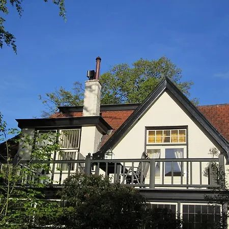 Διαμέρισμα Huize Eikenhof *