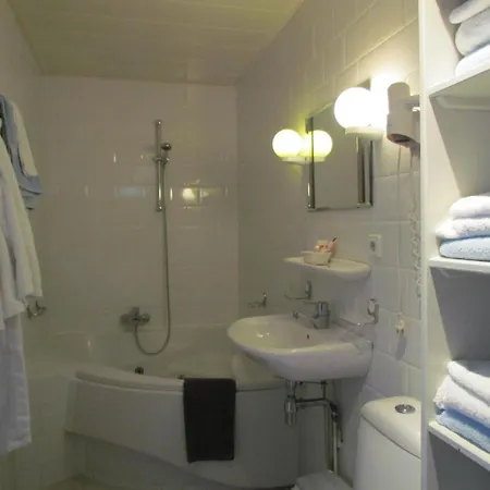 Huize Eikenhof Apartament